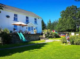The Farmhouse, vacation rental in Swansea
