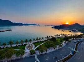 Cat Ba Bay Vision Hotel, hotell i Cat Ba