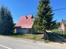 Vikendica Golija