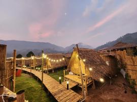 Yellowstone Camps Resort Sapan, luxury tent in Ban Huai Ti