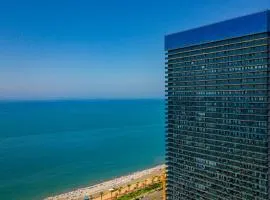 Студия с потрясающим видом на море в Orbi Beach Tower