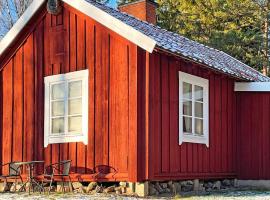 Holiday home ESKILSTUNA V, hotel v destinaci Malmköping