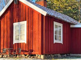 Holiday home ESKILSTUNA V、Malmköpingのホテル