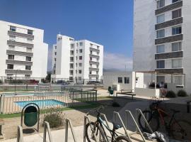 Bonito y lindo departamento de vacaciones a metros de la Avenida del Mar，位于拉塞雷纳的酒店