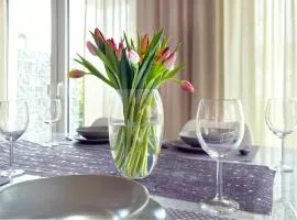 Modern Wohnen I Smart TV I Terrasse I 2x Parkplatz I 2 Schlafzimmer I 6 Schlafplätze