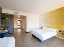 B&B HOTEL Toulon Centre Gare, hotel u gradu 'Toulon'