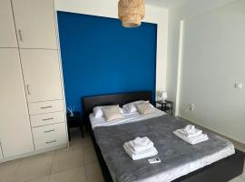 Blue and White, hotel Szhiniászban