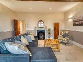 Guest Homes - Harrow Croft Dwelling, vacation rental in Worcester