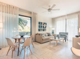 Newly Added 1BR El Portillo Luxury, íbúð í Portillo