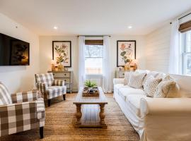 Downtown Luxury Farmhouse Apartment #4, apartamento en West Dundee