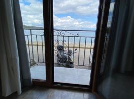 Δωματια ΞΑΝΘΟΥΛΑ, apartment in Amaliapoli