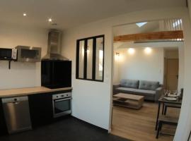 Logement indépendant appartement T2 bis style loft, budgethotell i La Vraie-Croix