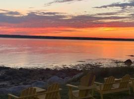 Whispering Waves Cottages, hotel Shelburne-ben