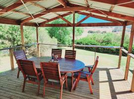 Yaringa Cottage, ultimate entertainer!, apartment in Encounter Bay