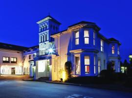 Copthorne Effingham Gatwick Hotel, hotel in Crawley