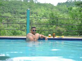 Jana Sri Lanka Villa For 20 Members, hotel a Ingiriya