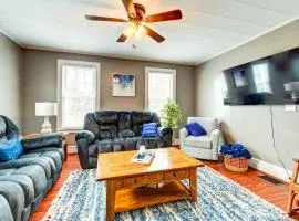 Sodus Point Home - Walkable to Beach!