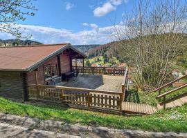 Gorgeous Home In Masserberg Ot Fehrenba With House A Panoramic View, hotel in Fehrenbach