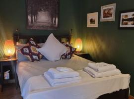 The Orchards Guest Suite, hotel u blizini znamenitosti 'Cullompton Services M5' u gradu 'Willand'