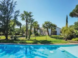 Stunning Home In Beziers With 5 Bedrooms, Wifi And Outdoor Swimming Pool