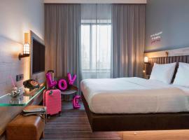 Moxy Katowice Airport, hotel in Pyrzowice