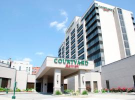 Courtyard Waterbury Downtown, hotel di Waterbury