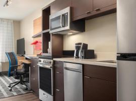 TownePlace Suites by Marriott Janesville, hotel in Janesville