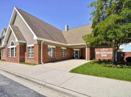 Residence Inn by Marriott Jacksonville Airport, hotel cerca de Aeropuerto internacional de Jacksonville - JAX, Jacksonville