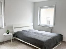 Neu sanierte Einzimmerwohnung, cheap hotel in Bad Nauheim