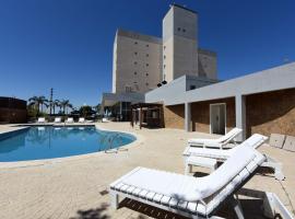 Camberland Resort & Spa Ramallo, hotel a Ramallo