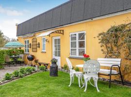 Nice Home In Hornbk With 2 Bedrooms And Wifi, Ferienhaus in Hornbæk