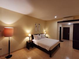 Dalia Budget Hotel: Senggigi şehrinde bir otel