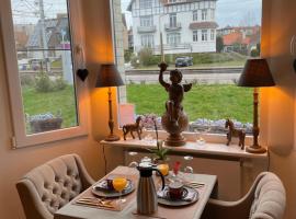 B&B Villa Navy – obiekt B&B w mieście Koksijde