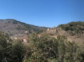 Villa des taillades, hotel v destinaci Le Collet-de-Dèze