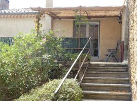 ferme bernicat gite ventoux, hotel a Puyméras