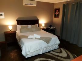 Tapologo Lodge、Zeerustのペット同伴可ホテル