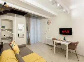 ALIBI SUITES Loft: Centralissimo con Free WiFi, Netflix, A/C e tutti i Comfort