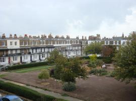 Spencer Court, hotelli kohteessa Ramsgate