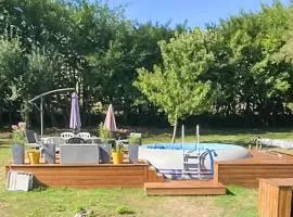 Awesome Home In Baurech With Wifi