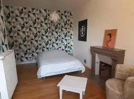 Chambre tout confort à l'étage