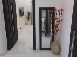 Seckebe Immo et business DAKAR Suite 1 -gauche-, apartamento em Dakar