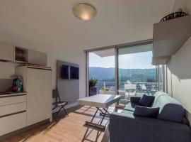 Exclusive Apartment Alassio with sea view, khách sạn có hồ bơi ở Alassio
