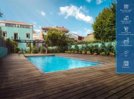 Swimming Pool Luxury House 1