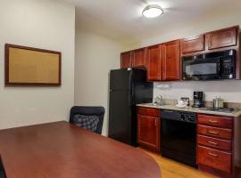 MainStay Suites Fitchburg - Madison – hotel w mieście Madison