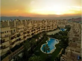 3 Bedrooms, 3 Bathrooms Apartment, Manilva, Duquesa Fairways