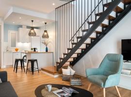 Lola 14 Suite Apartment