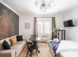 Crystal Apartment