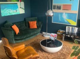 A Bigger Splash -Apartment Bangor West, hotel en Bangor