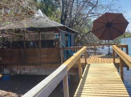 Beached Bungalow OVER the Pacific Ocean, campsite in El Quije