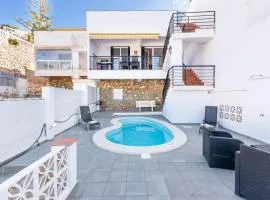 Casa Torremuelle I - 2-Bedroom Holiday Home with Pool, BBQ & Terrace